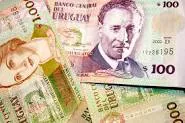 dinero uruguayo 3