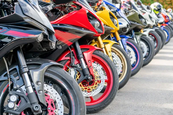 motos