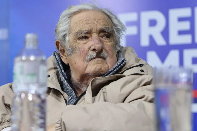 jose-mujica-focouyjpeg